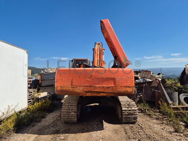 Escavadora Hitachi · Ano 2002