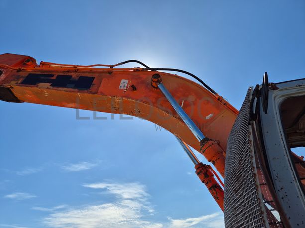 Escavadora Hitachi · Ano 2002