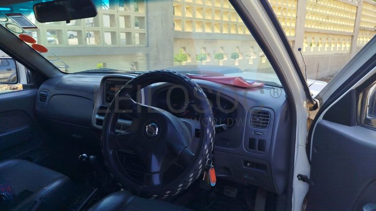 Nissan Hardbody 2,95m - 2013