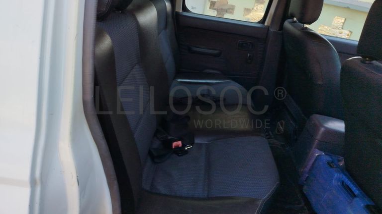 Nissan Hardbody 2,95m - 2013
