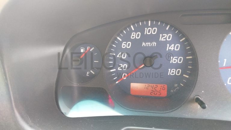 Nissan Hardbody 2,95m - 2013
