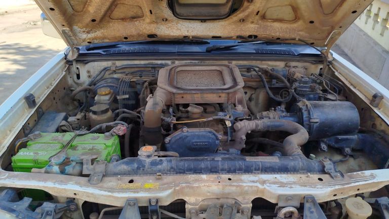 Nissan Hardbody 2,95m - 2013