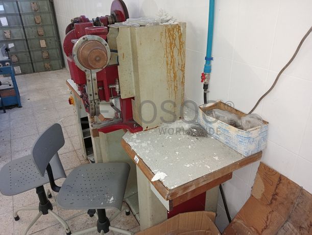 Equipamentos para a Indústria do Calçado