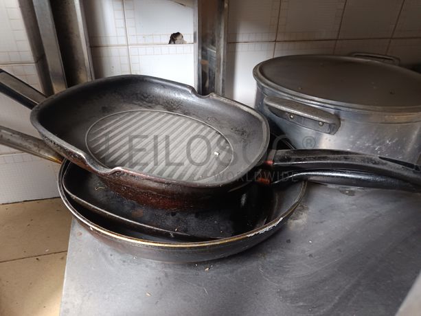 Varinha mágica, utensílios, fritadeira e ventilador.