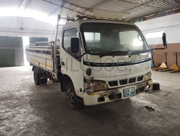 Hino Dutro 3,55m - 2003