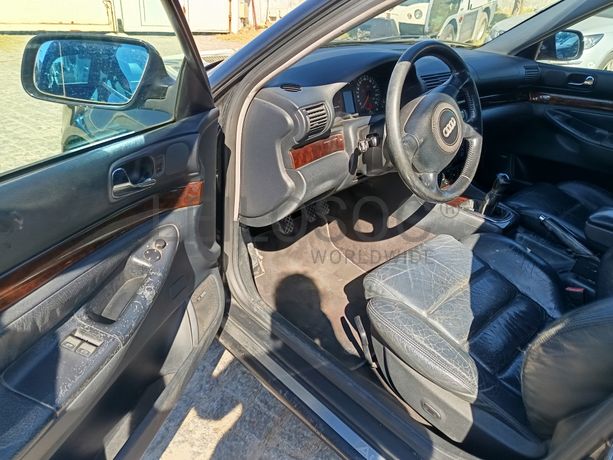Audi A4 · Ano 2000