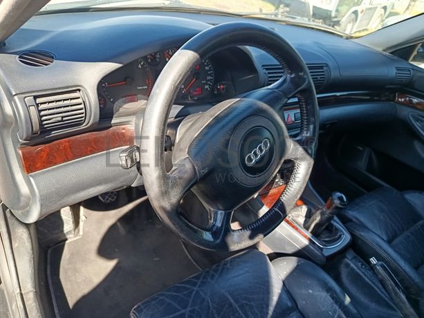 Audi A4 · Ano 2000