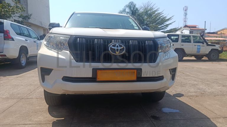 Toyota Land Cruiser Prado 2,70m