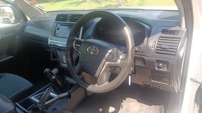 Toyota Land Cruiser Prado 2,70m