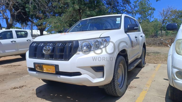 Toyota Land Cruiser Prado 2,70m