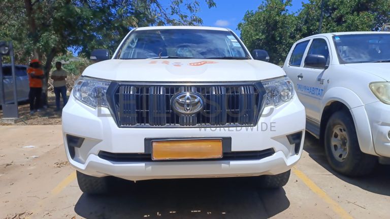 Toyota Land Cruiser Prado 2,70m