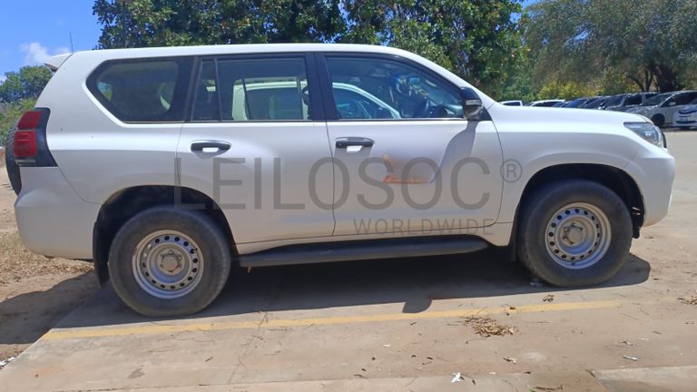 Toyota Land Cruiser Prado 2,70m