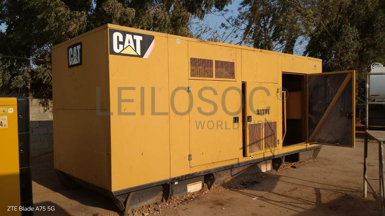 Gerador CATERPILLAR 900 KVA
