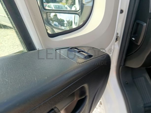Peugeot Boxer · Ano 2015