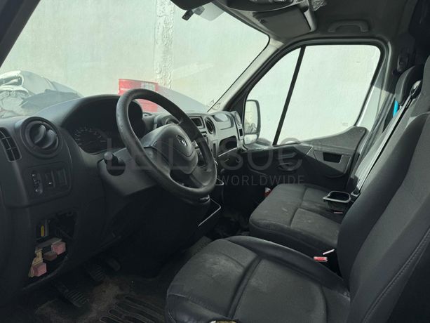 Renault Master 2.3 dCi · Ano 2016
