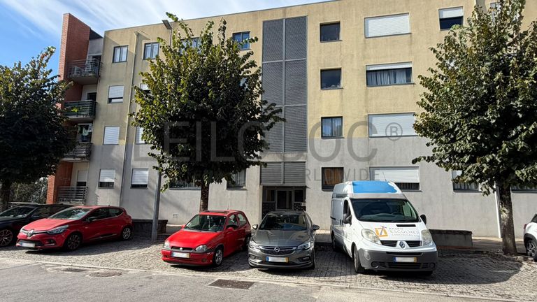 Fotografia de imóvel: Apartamento T3 + Lugar de Garagem + Arrumos · Alfena, Valongo