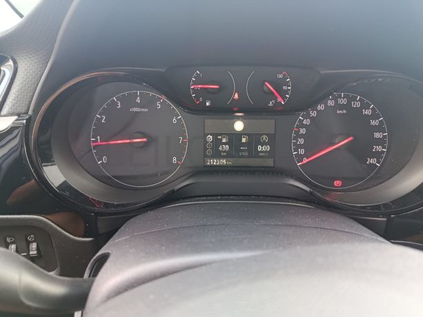Opel Corsa · Ano 2022