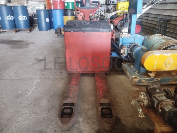 Porta-paletes elétrico — Linde