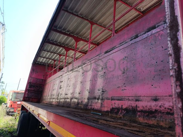 Semirreboque — Henred Fruehauf double axle tautliner