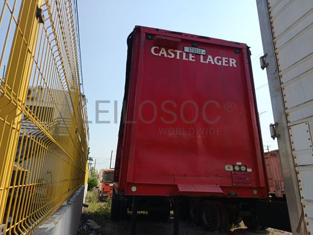 Semirreboque — Henred Fruehauf double axle tautliner