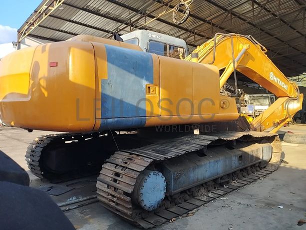 Escavadora — Hitachi EX200-2