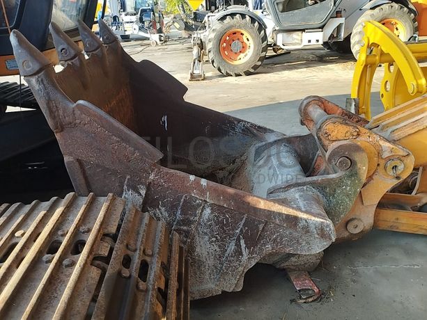 Escavadora — Hitachi EX200-2