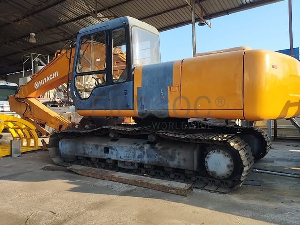 Escavadora — Hitachi EX200-2