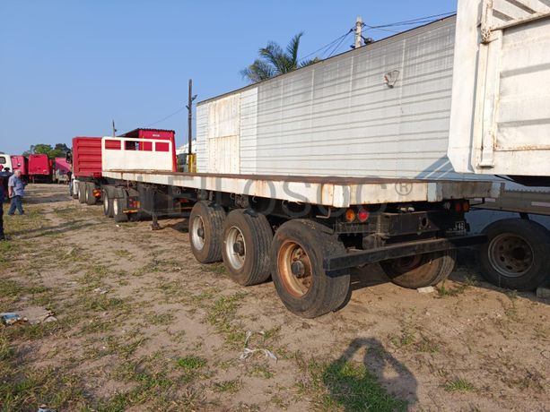 Atrelado de Três eixos | Three-axle trailer