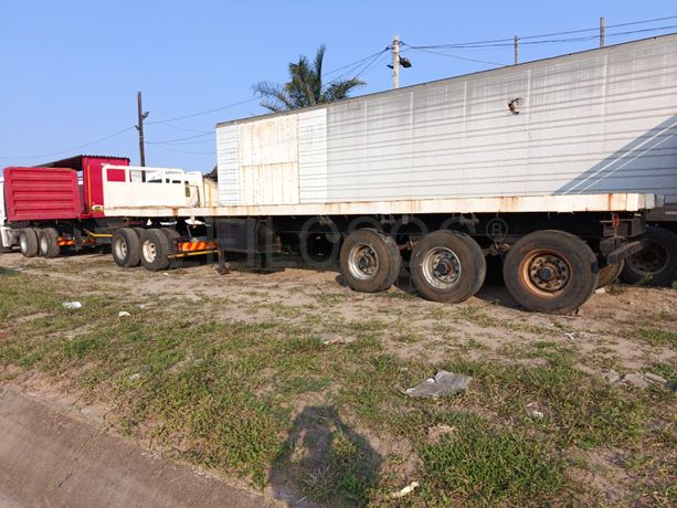 Atrelado de Três eixos | Three-axle trailer