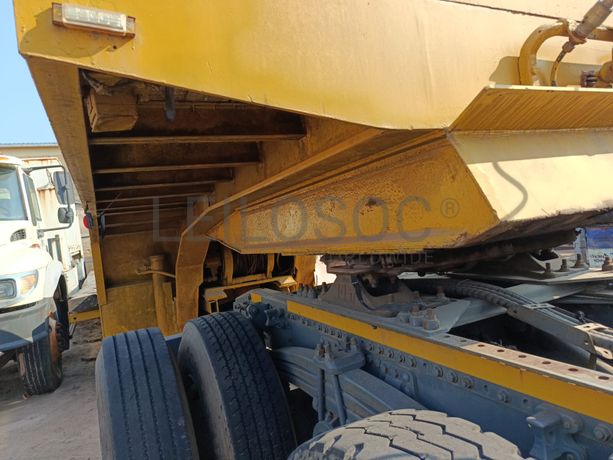 Semi reboque (porta máquinas) — Robust Kaiser S650