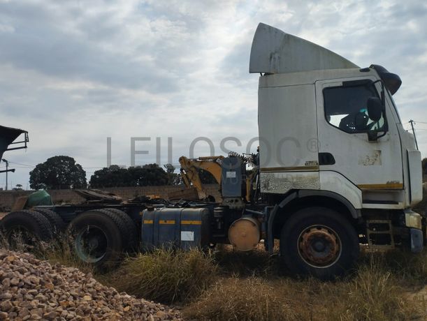 Camião — Renault Premium Lander