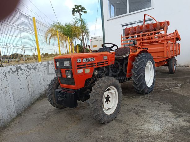 Tractor delfino 35
