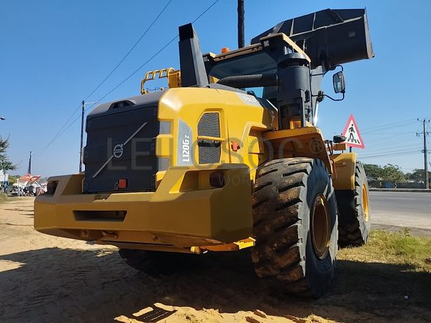 Pá carregadora — Volvo L120G — 2019
