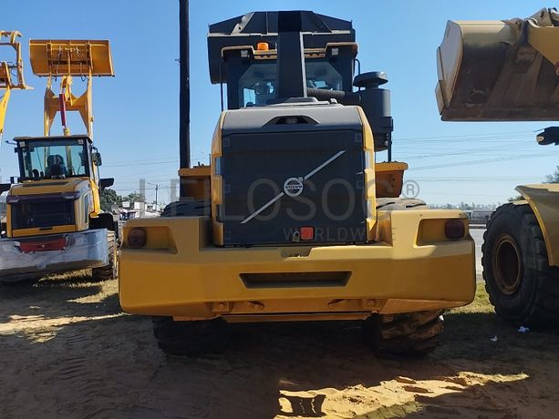 Pá carregadora — Volvo L120G — 2019