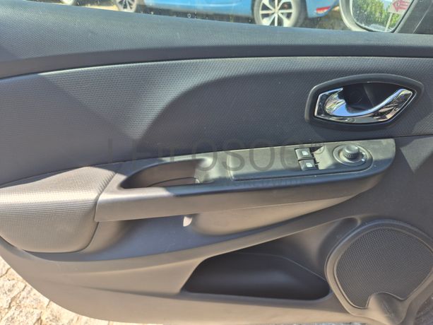 Renault Clio · Ano 2015