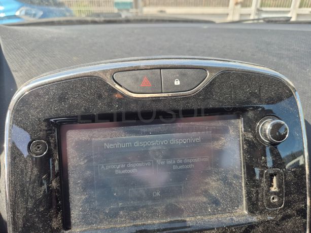 Renault Clio · Ano 2015