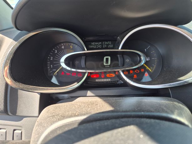 Renault Clio · Ano 2015