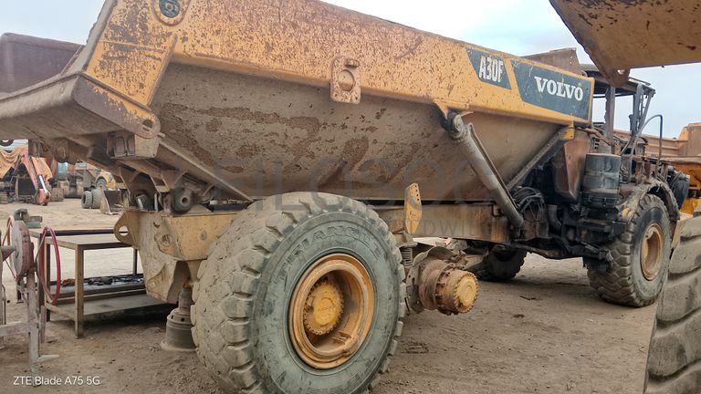 Cam. Fora-De-Estrada Articulado 30 T VOLVO A30F