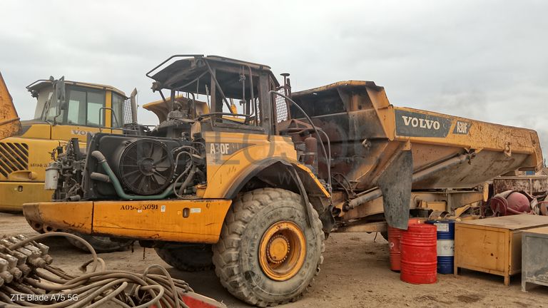 Cam. Fora-De-Estrada Articulado 30 T VOLVO A30F