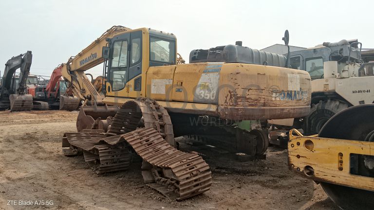 Retroescavadora de Pneus KOMATSU PC350-8