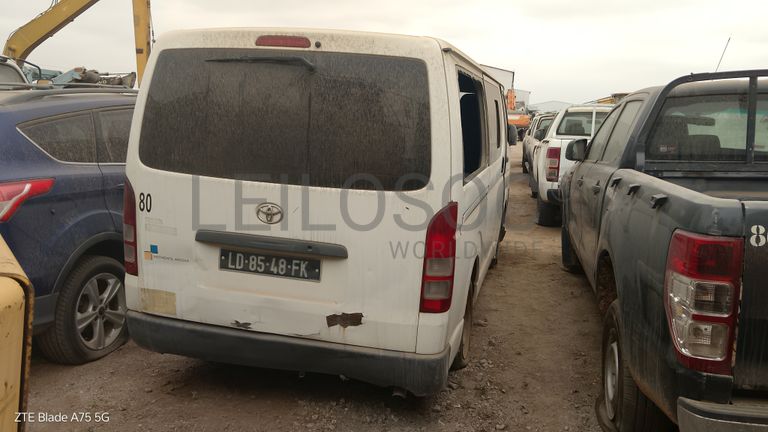 Mini-Autocarro TOYOTA HIACE 15 LUGARES 2.5 MT