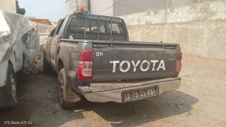 Veículo ligeiros de passageiros TOYOTA HILUX 4X4 CD STD 5L