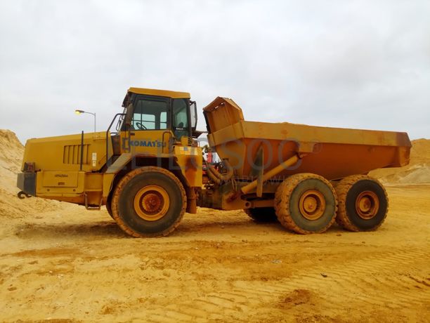 Cam. Fora-De-Estrada Articulado 30 T KOMATSU HM300-1