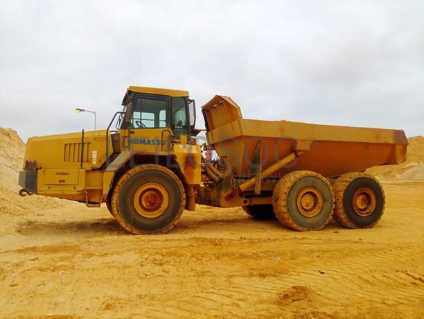 Cam. Fora-De-Estrada Articulado 30 T KOMATSU HM300-1