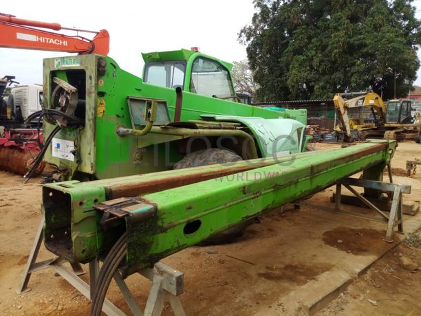 Multicarregador MERLO P40.17 EE