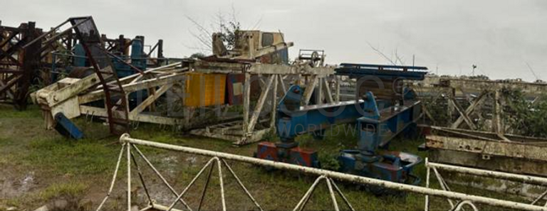 Grua Torre - Lança de 40 a 50 m, 1,5 a 2 POTAIN 743 E
