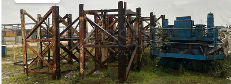 Grua Torre - Lança de 40 a 50 m, 1,5 a 2 POTAIN 743 E