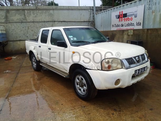 Veículo ligeiros de passageiros NISSAN PICK UP D/C 4X4