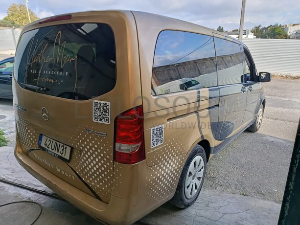 Mercedes-Benz Vito Tourer 116CDI · 9 Lugares · Ano 2018