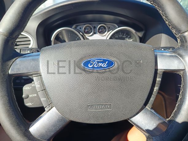 Ford Focus · Ano 2008